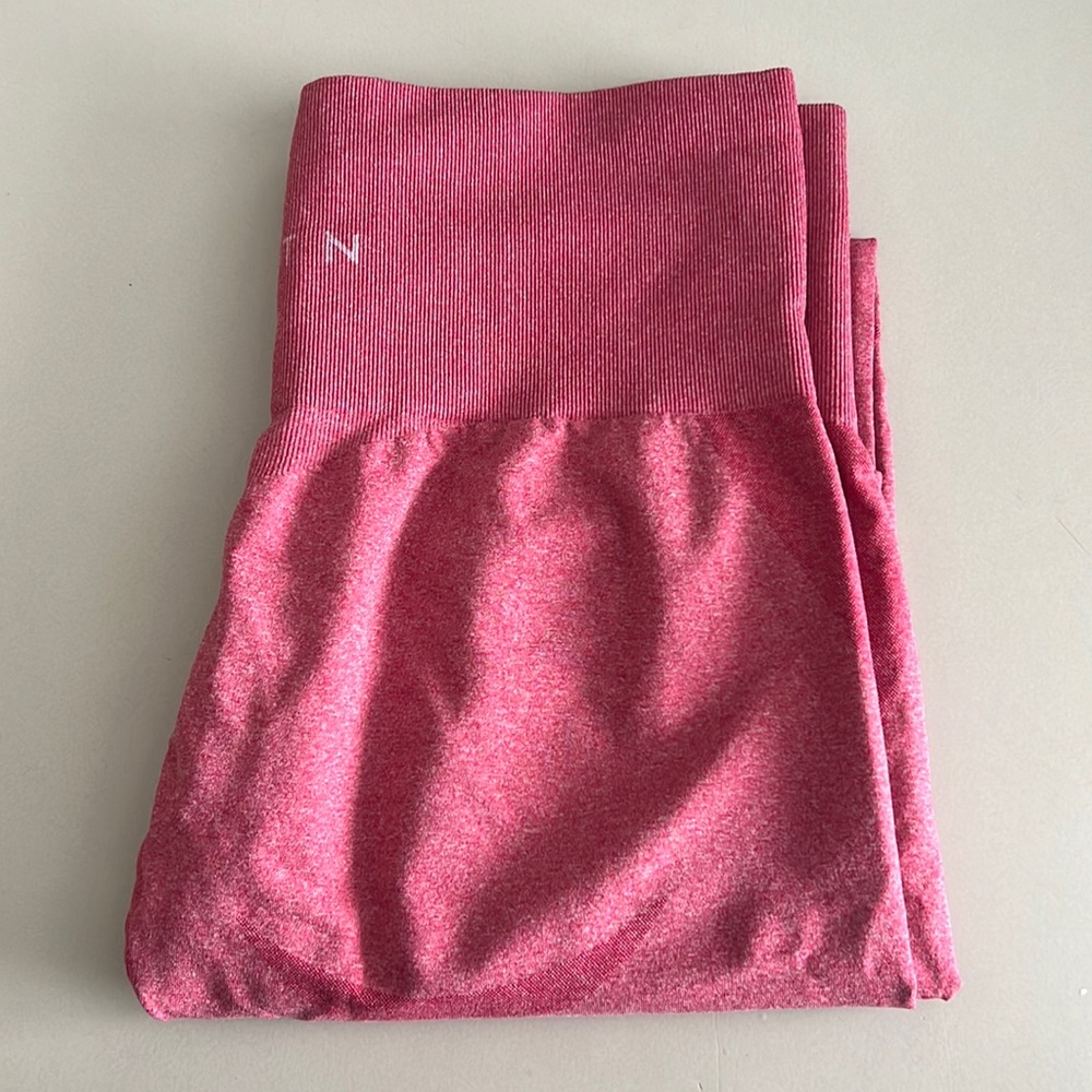 nvgtn seamless leggings